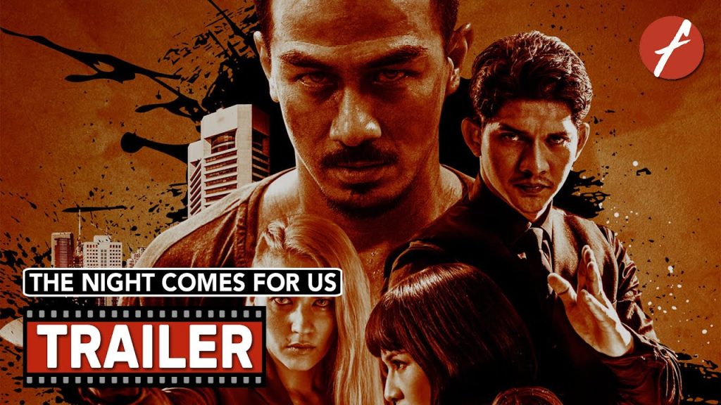 Poster The Night Comes for Us menampilkan pertarungan brutal dan aksi sengit di tengah dunia yang hancur oleh wabah zombie dan kekerasan.